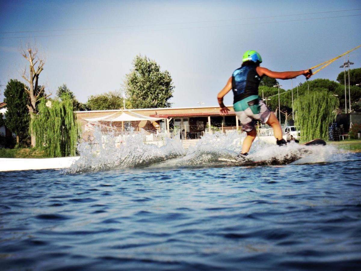 Porto Fuori Starwake Rooms On The Lake מראה חיצוני תמונה